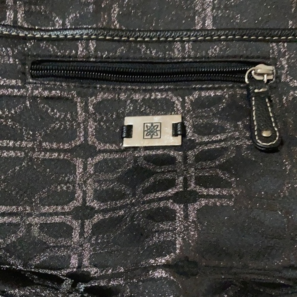 Black bag with bling silver sparkles in design - Picture 6 of 8